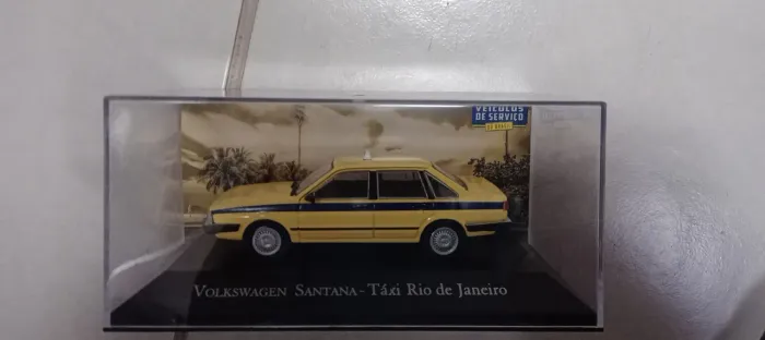 Miniaturas de carros de servico