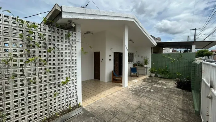 Casa para Venda em João Pessoa / PB no bairro Expedicionários