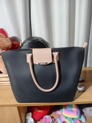 Bolsa petite Jolie grande