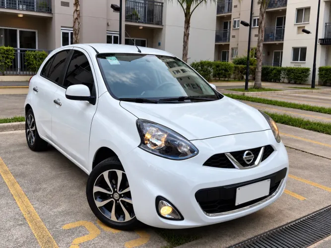 Nissan March SL 1.6 16V Flex Fuel 5P 2016