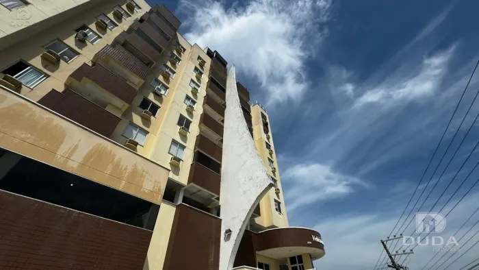 Apartamento com Vista para o Mar