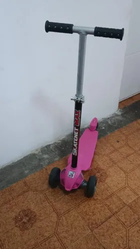 Patinete Skatenet Max Rosa 3 rodas - Bandeirante