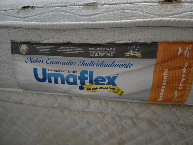 CAMA BOX BAÚ, COM COLCHÃO MOLAS ENSACADAS.