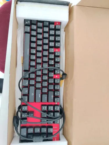 Teclado mecânico CK104