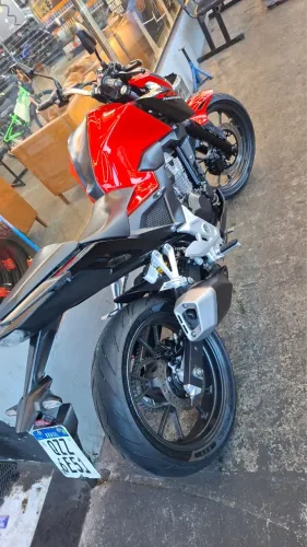 Honda CB 300F TwisterTop