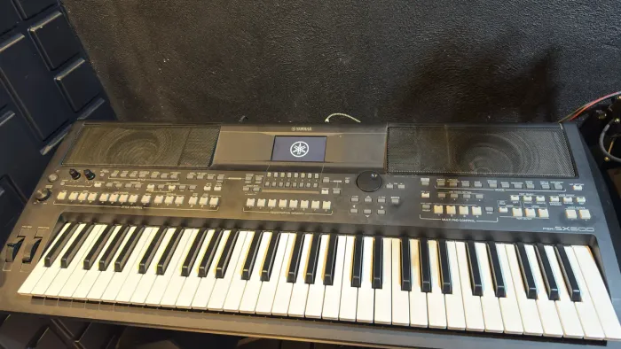 Teclado SX 600