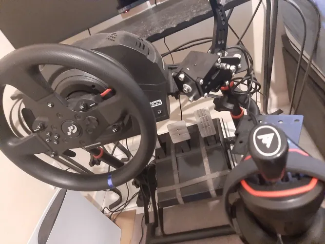 Volante Thrustmaster T300 + Manopla + fone + suporte + transformador