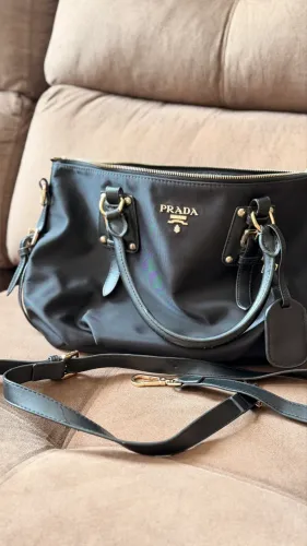 Bolsa Prada Preta em Nylon