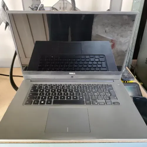 Notebook Dell Inspiron 15 - 16gb RAM / 1TB HD + SSD / 4GB Gforce / Tela Full HD