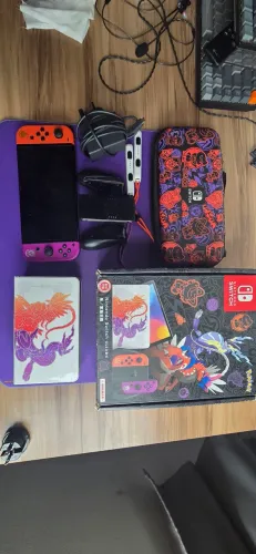 Nintendo Switch OLED Pokémon Scarlet & Violet ? Edição Especial