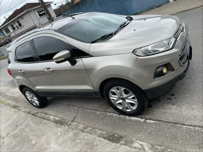 Ford Ecosport Titanium 1.6 16V Flex 5P 2015