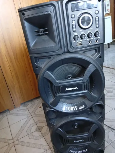 Caixa de Som Amvox 1100W RMS Semi Nova - Potente!