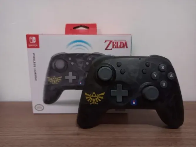 Controle Nintendo Switch Hori Pad Zelda Seminovo