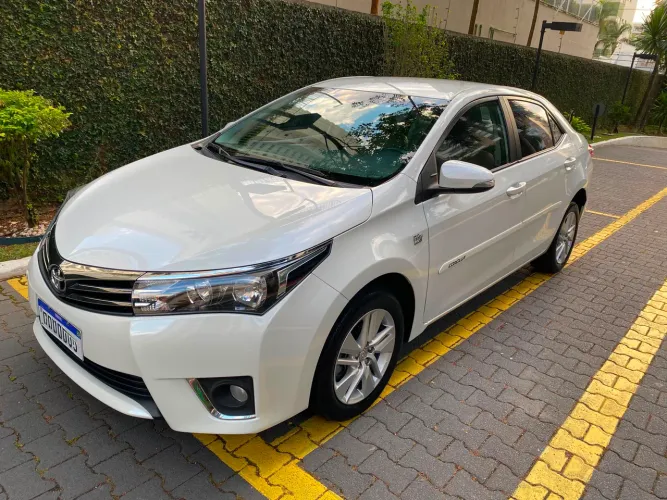 Toyota Corolla GLI 1.8 Flex 16V Aut. 2016