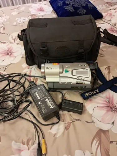 Vende se uma filmadora