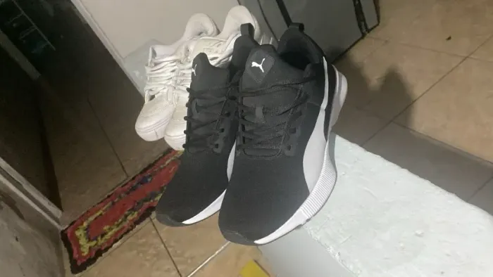 Tenis Puma Flyer Runner Preto/Branco - 1 Uso, Praticamente Novo