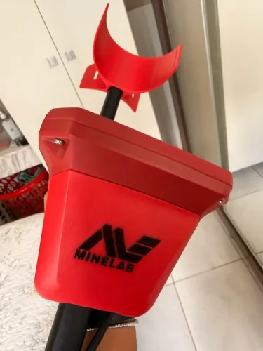 Detector de metais Vanquish 340