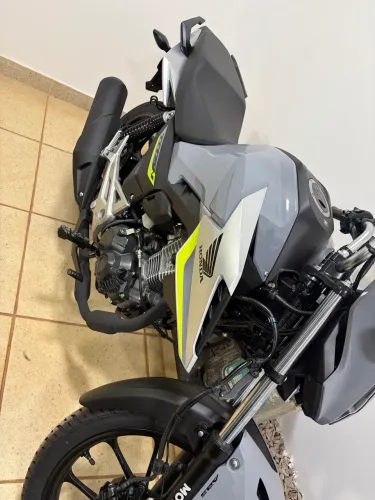 TITAN ZERO KM EMPLACADA