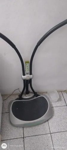 Aparelho para academia vibratório 