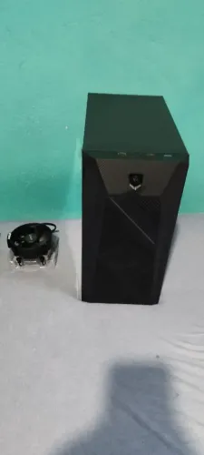 Gabinete de Pc + cooler AMD ( Jacareí ) SP leia a descrição!