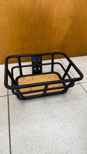 Cesta de alumínio para bicicleta