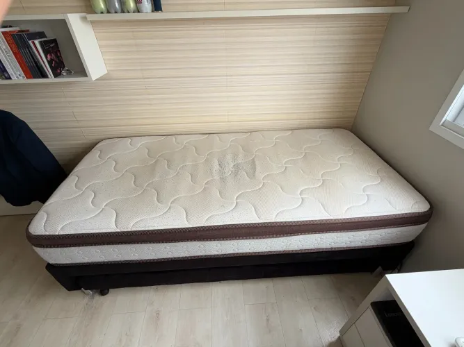 Cama de solteiro
