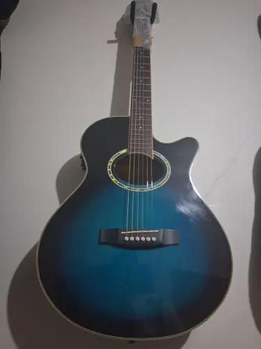 Violão elétrico Gianini