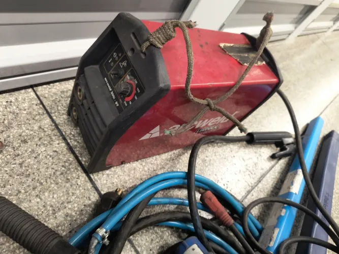 Máquina de solda eletrodo e Tig serralheria soldadores