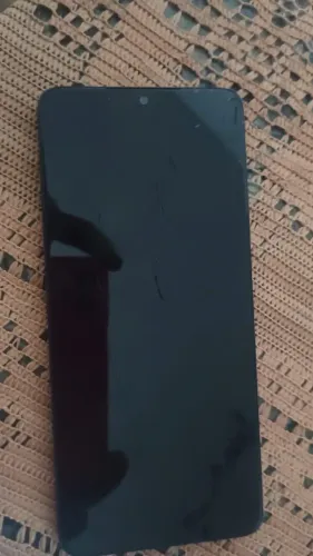 Celular em bom estado