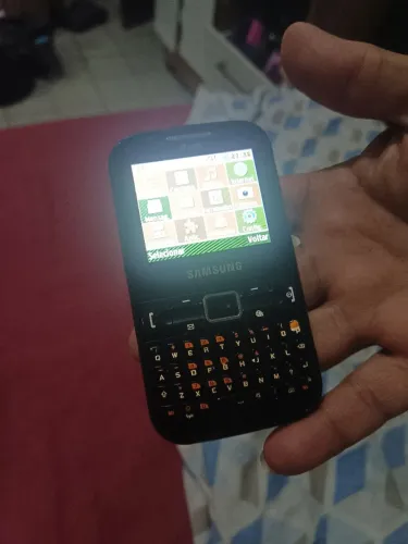 Celular Samsung funcionando perfeitamente