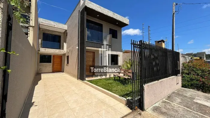 Locação ou venda - Sobrado Mobiliado com piscina, 4 quartos (sendo 2 suítes), 4 vagas, Chu