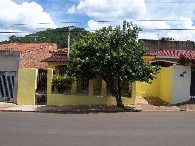 Casa Padrão em Ribeirão Bonito