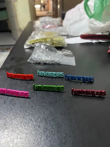 Plaquinhas decorativas pra Havaianas