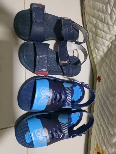Sandálias menino klin e grendene kids 25 e 26