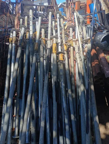 Estronca para laje da boa carbono galvanizado valo da unidade $115  só ligar *71