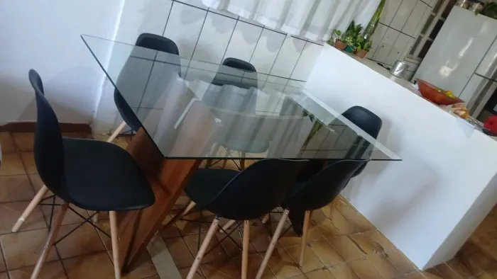 Mesa 6 cadeiras 