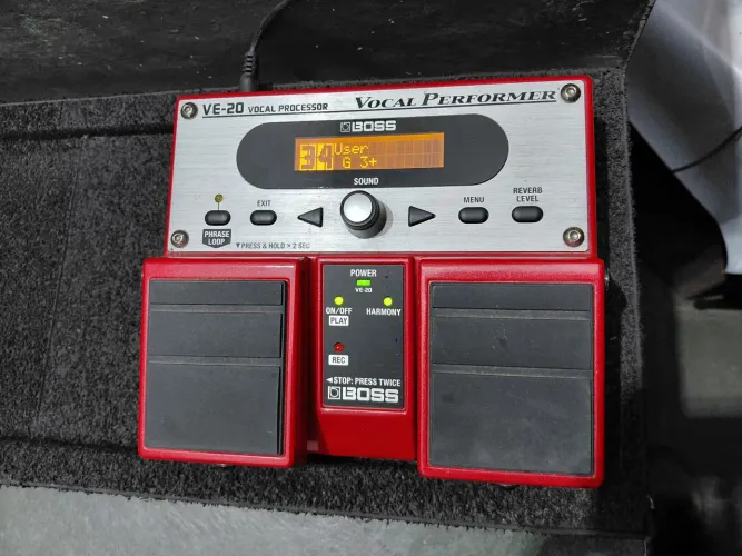 Pedal VE-20 Boss, harmonia vocal