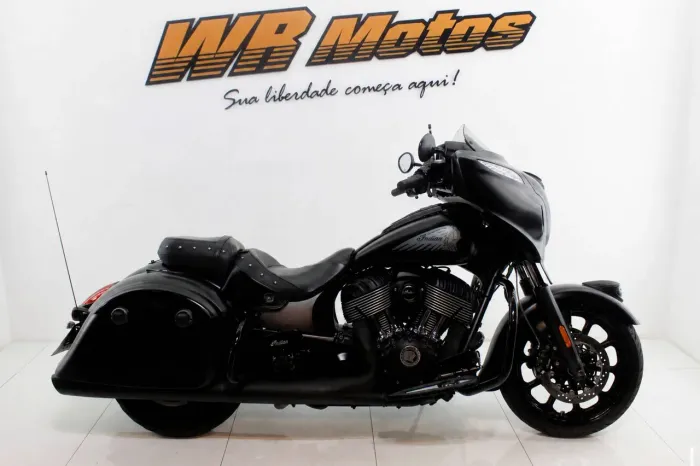 INDIAN CHIEFTAIN DARK HORSE