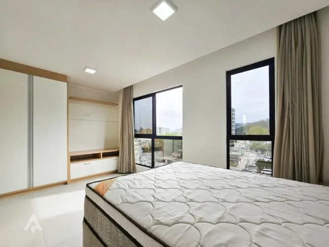 Loft mobiliado, para locação por R$ 1.650,00 - Bairro Garcia - Blumenau/SC