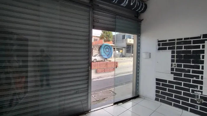 OPORTUNIDADE! Aluga-se salão comercial em avenida movimentada - Vila Curuça