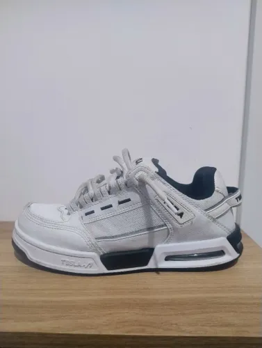 Tênis Tesla deluxe branco