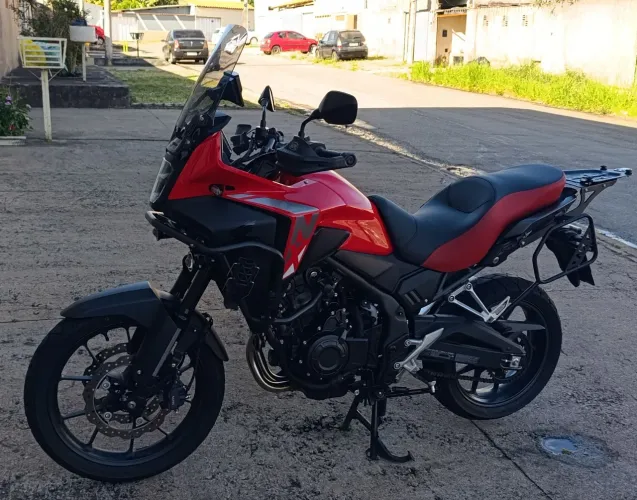 Nx500 recheada com vários acessórios