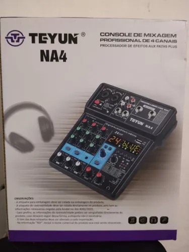 Mesa de Som Teyun 4 Canais - Com Bluetooth e Interface de Áudio