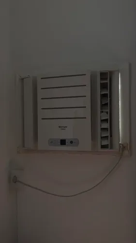 Ar-condicionado Springer Midea 7500 btus 