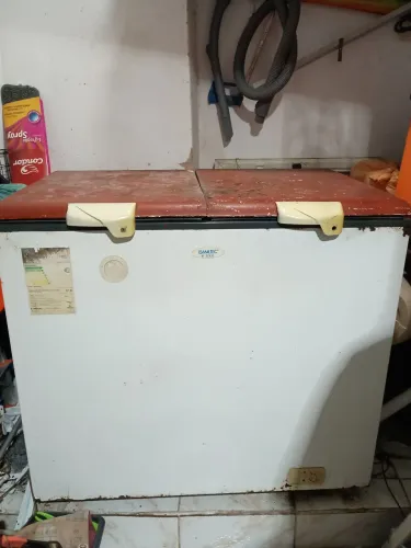 Vendo um frizzer usado