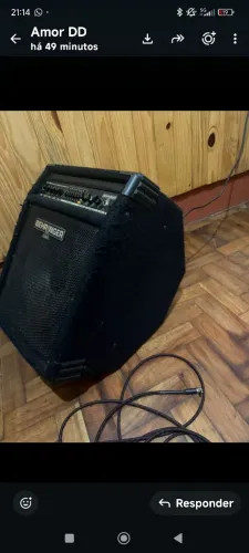 A caixa está perfeita funcionando tudo sem nenhum problema.mas barata e boa da Olx.