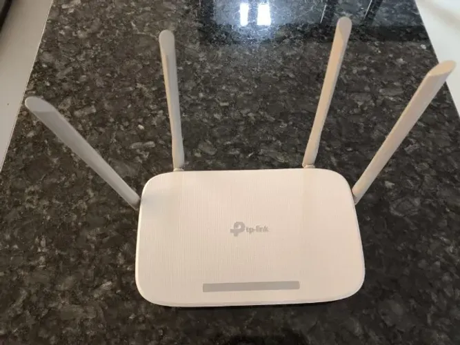 Roteador TP-Link EC220-G5 AC1200 Gigabit Dual Band Wi-Fi 5