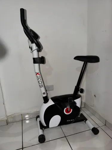 BICICLETA ERGOMÉTRICA KIKOS KV3.1i