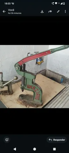2 Máquinas de botão