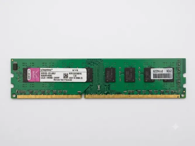 Memória Kingston 4GB DDR3 1333MHz KVR1333D3N9/4G (Para Desktop)